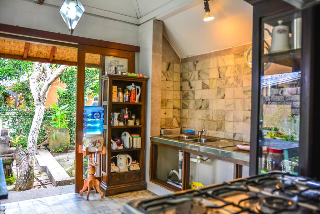 Griya Sriwedari Ubud Exterior foto