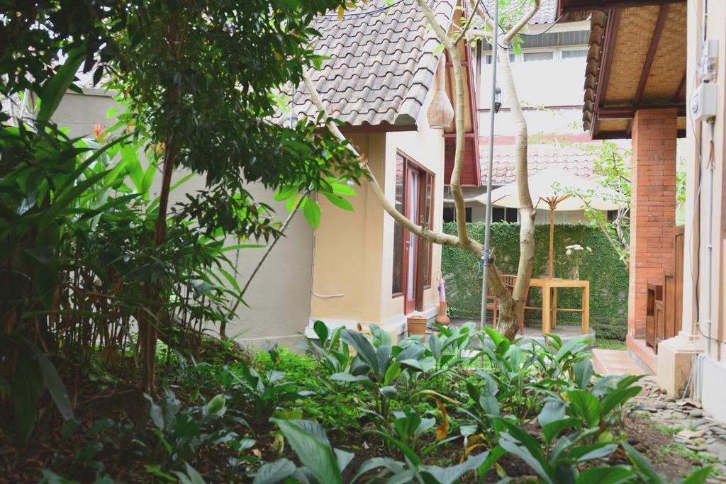 Griya Sriwedari Ubud Exterior foto